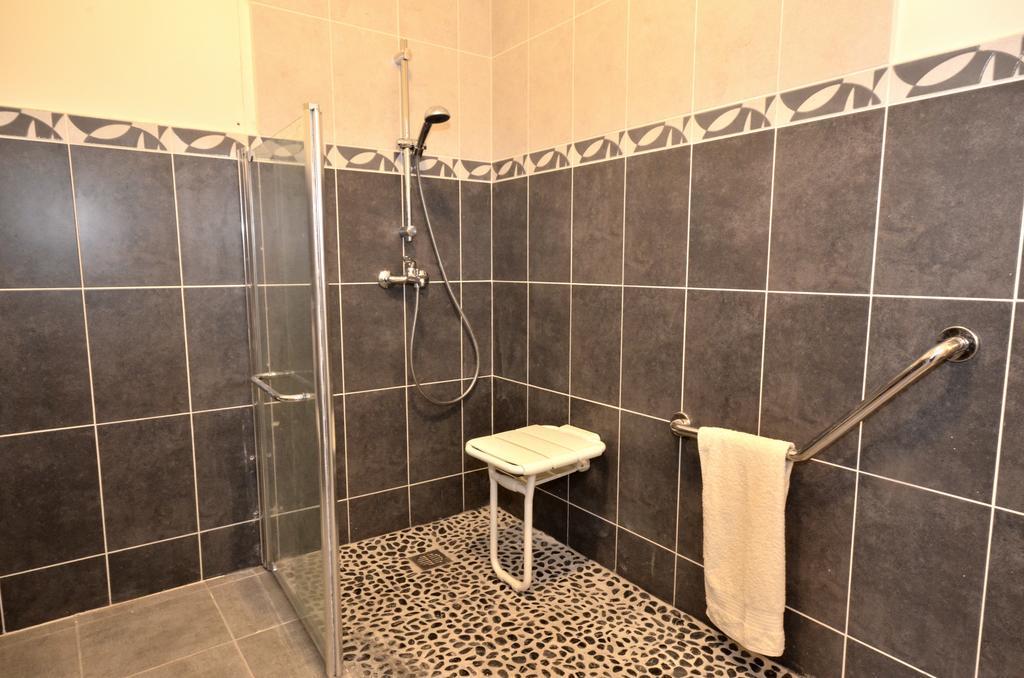 Hotel De La Villa Biron Saint-Ouen  Zimmer foto